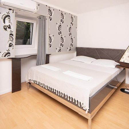 Stone Beach Apartments Przno  Luaran gambar